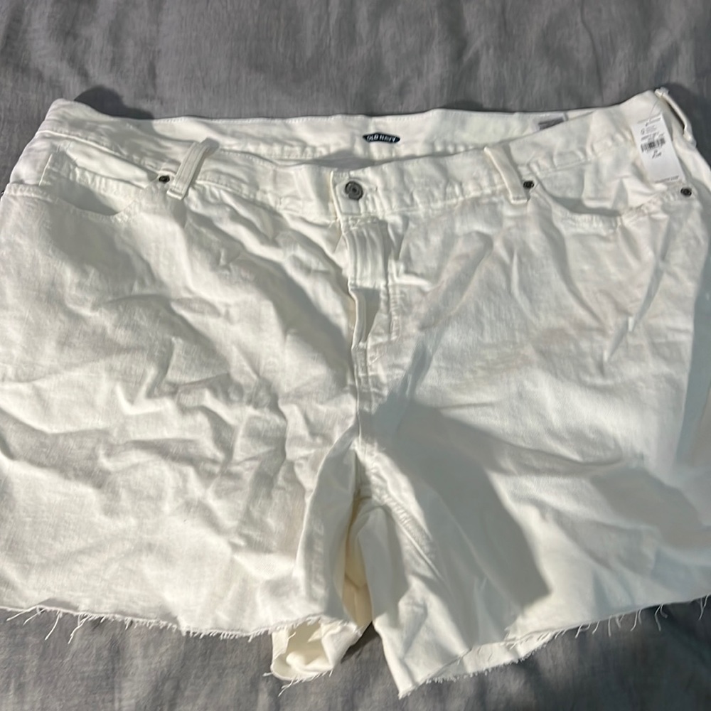 NWT white shorts!